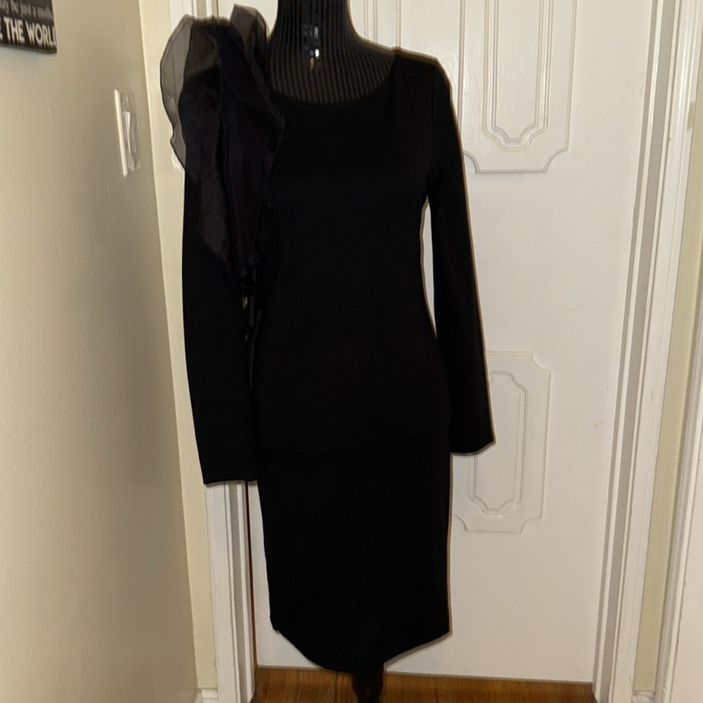 Alice + Olivia Black Ruffled Sheath Dress